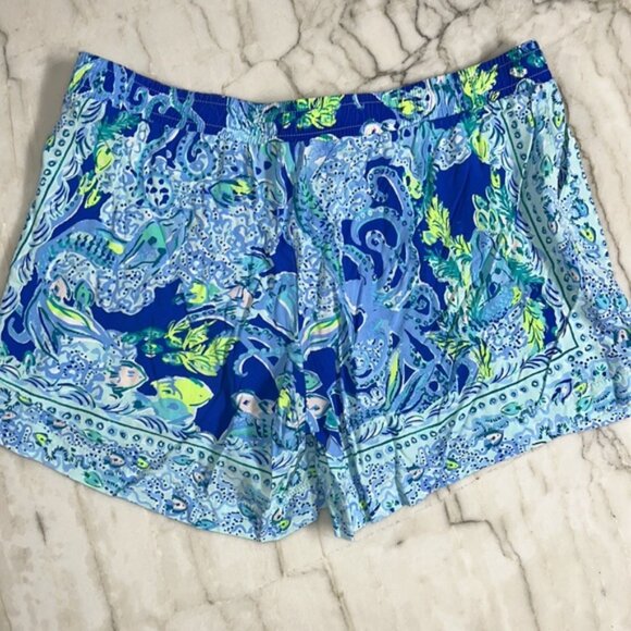 Lilly Pulitzer Katia Shorts size large .. Mermaid Octopus Blue Green - Picture 2 of 4